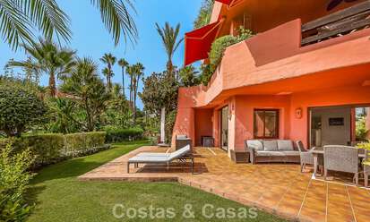 Prestigious garden apartment for sale in a leading beachfront development between Marbella and Estepona 804972