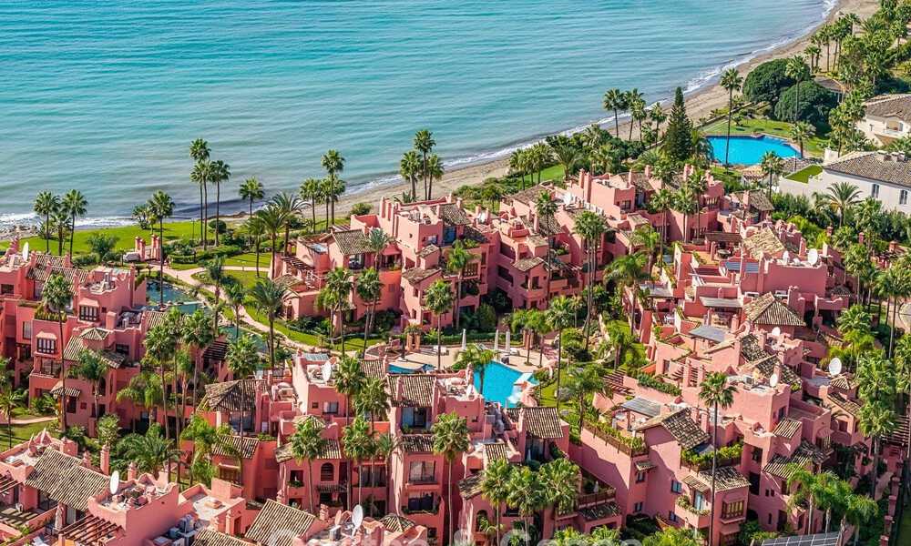Contemporary renovated apartment with open sea views for sale on the New Golden Mile, between Marbella and Estepona 804678