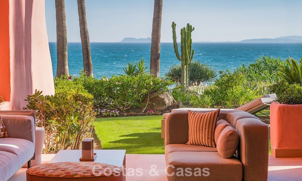 Contemporary renovated apartment with open sea views for sale on the New Golden Mile, between Marbella and Estepona 804699