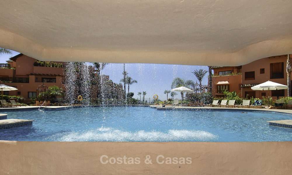 Contemporary renovated apartment with open sea views for sale on the New Golden Mile, between Marbella and Estepona 804878
