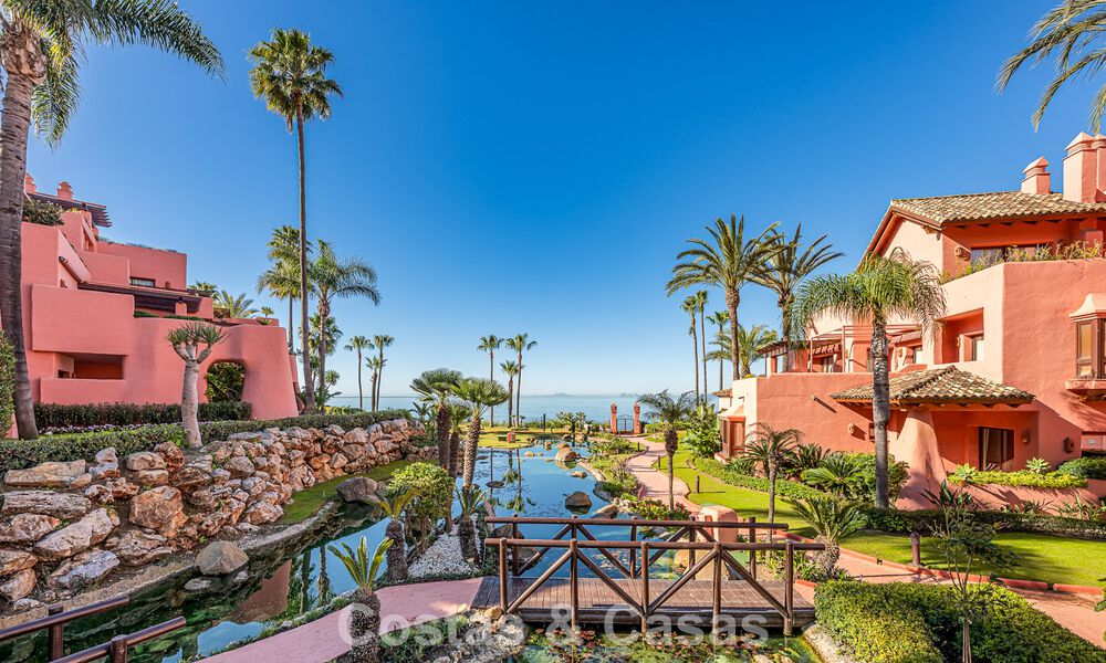 Contemporary renovated apartment with open sea views for sale on the New Golden Mile, between Marbella and Estepona 804889