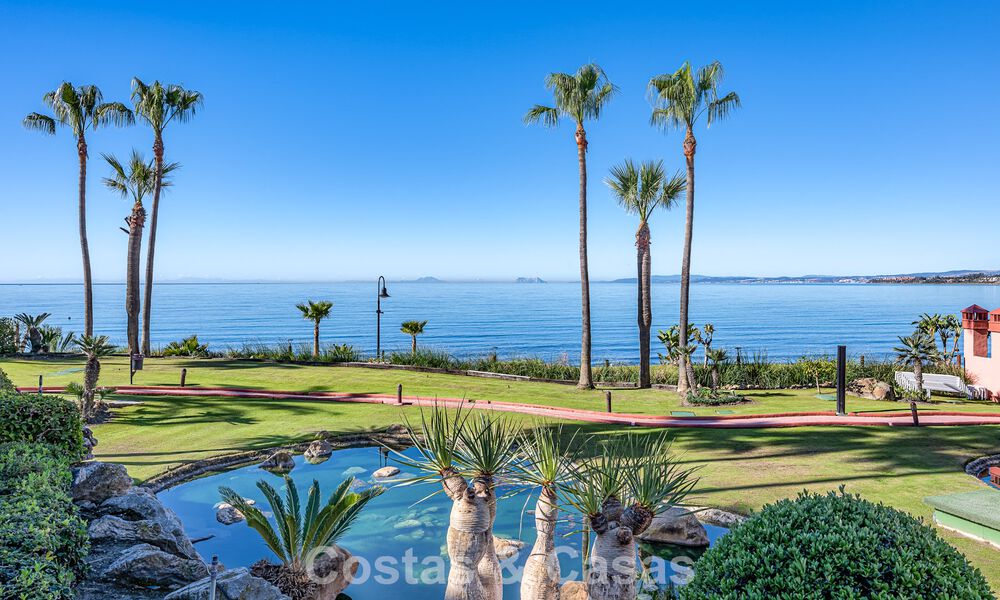 Contemporary renovated apartment with open sea views for sale on the New Golden Mile, between Marbella and Estepona 804891