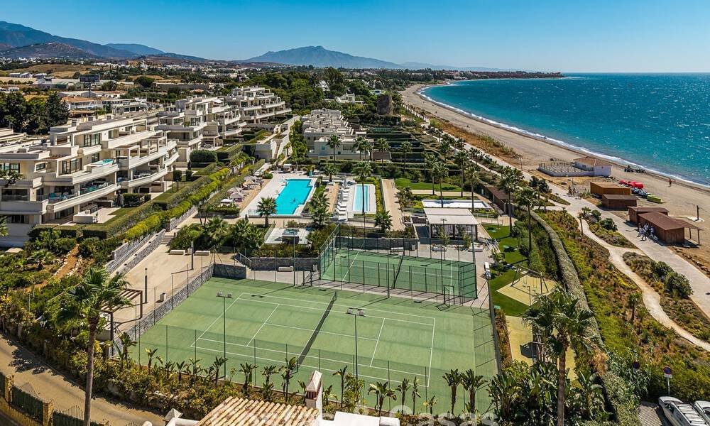 Refined designer apartment with sea views in a modern beachfront development on Marbella’s New Golden Mile - Estepona 804708