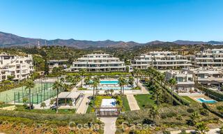 Refined designer apartment with sea views in a modern beachfront development on Marbella’s New Golden Mile - Estepona 804709 