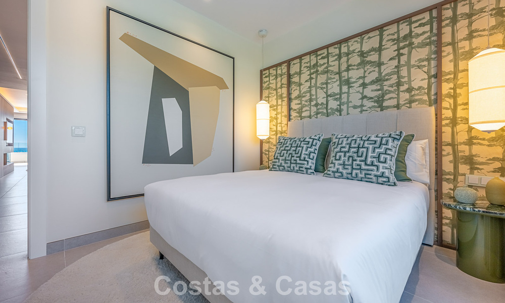 Refined designer apartment with sea views in a modern beachfront development on Marbella’s New Golden Mile - Estepona 804712