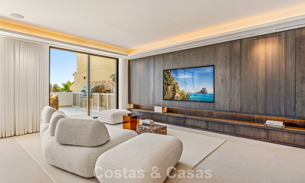Luxurious, contemporary renovated penthouse with panoramic sea views for sale in Sierra Blanca on Marbella’s Golden Mile 804809
