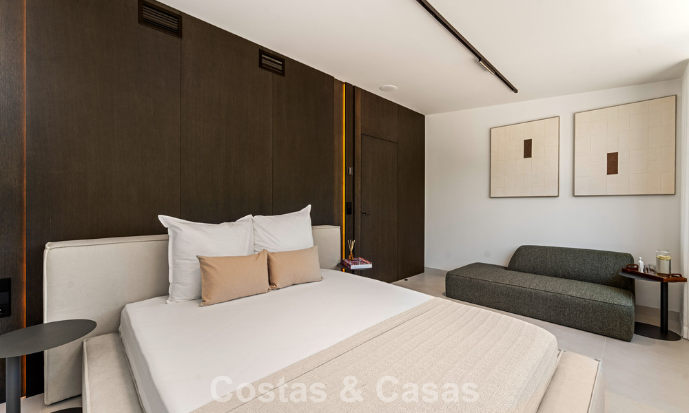 Luxurious, contemporary renovated penthouse with panoramic sea views for sale in Sierra Blanca on Marbella’s Golden Mile 804827