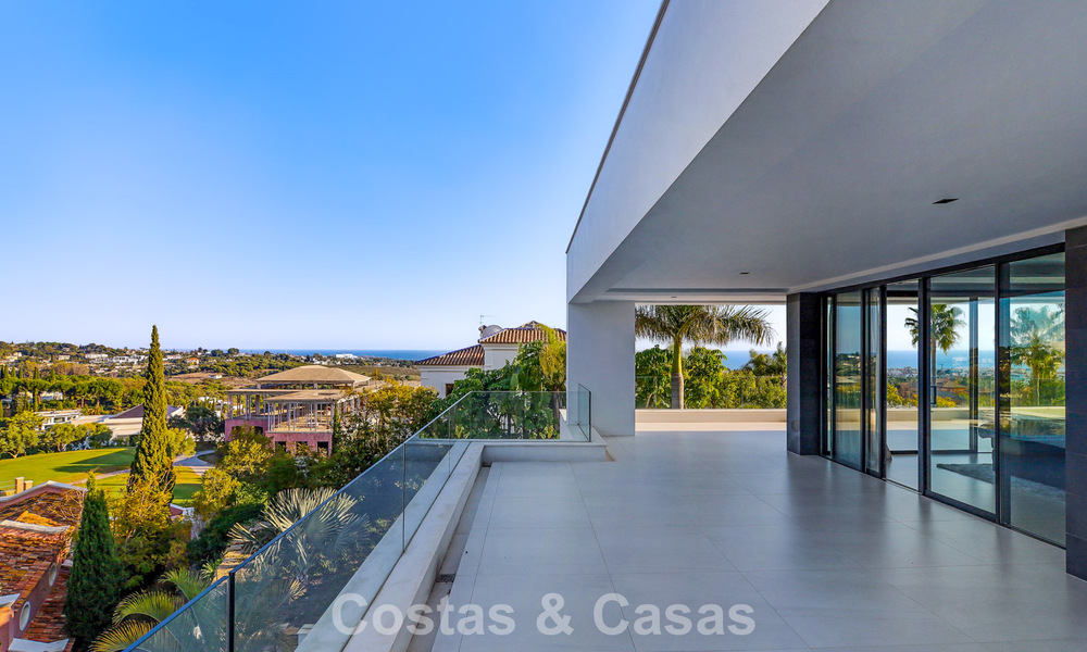 Exclusive contemporary villa with panoramic sea views for sale in Los Flamingos, a 5-Star Golf resort in Marbella - Benahavís 804761