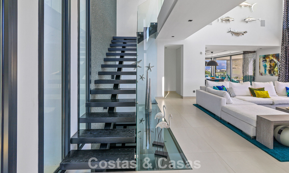 Exclusive contemporary villa with panoramic sea views for sale in Los Flamingos, a 5-Star Golf resort in Marbella - Benahavís 804775