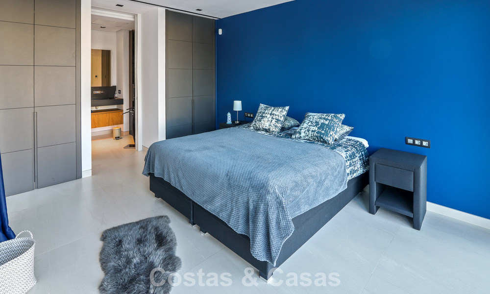 Exclusive contemporary villa with panoramic sea views for sale in Los Flamingos, a 5-Star Golf resort in Marbella - Benahavís 804790