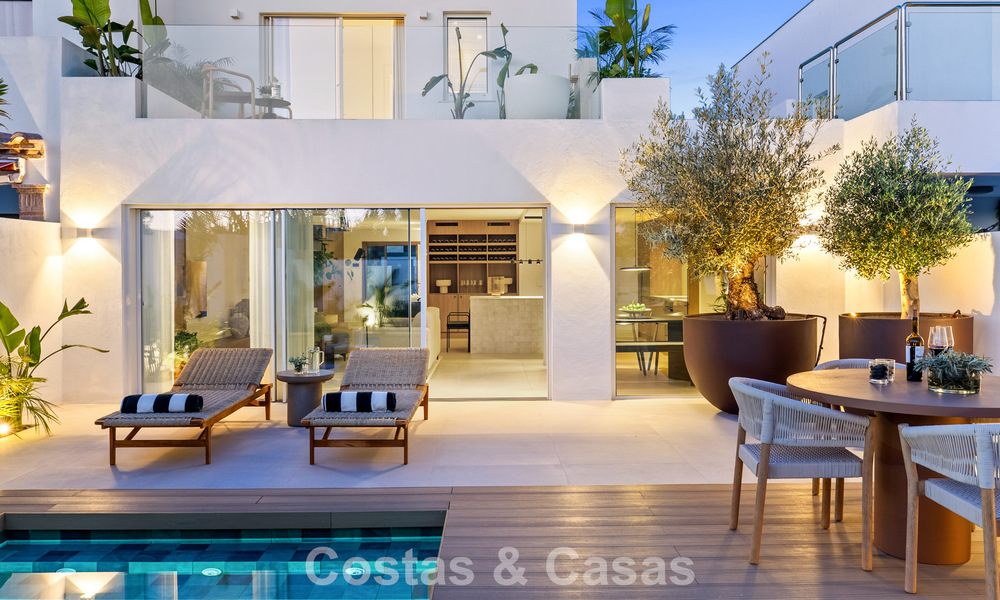 Elegant, renovated townhouse with private swimming pool for sale in Nueva Andalucía, Marbella 804919