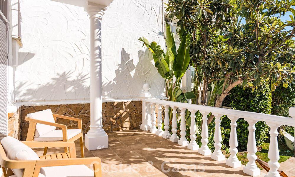 Contemporary renovated townhouse with golf and sea views for sale on the New Golden Mile, Marbella - Estepona 804934