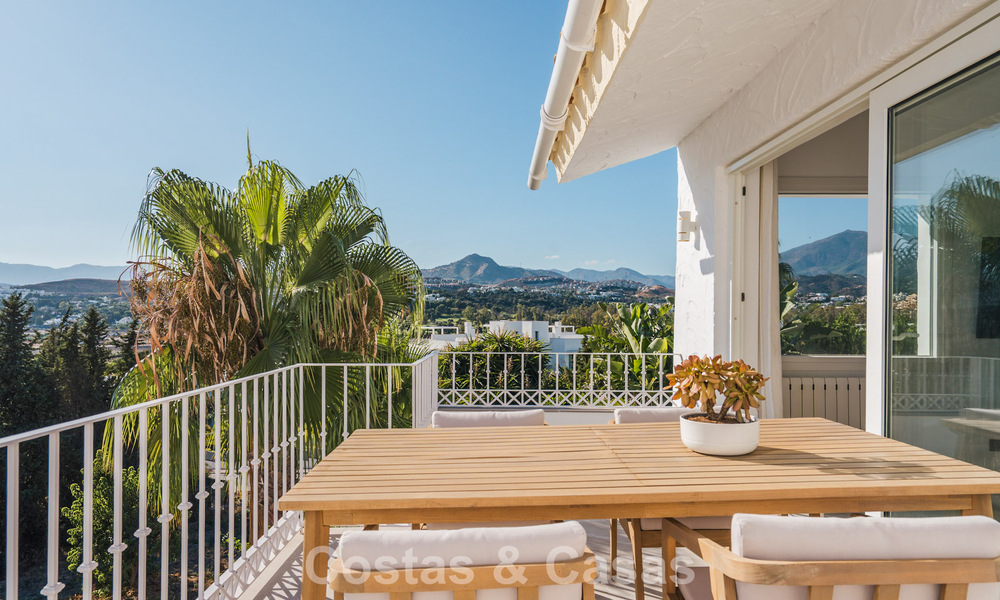 Contemporary renovated townhouse with golf and sea views for sale on the New Golden Mile, Marbella - Estepona 804948