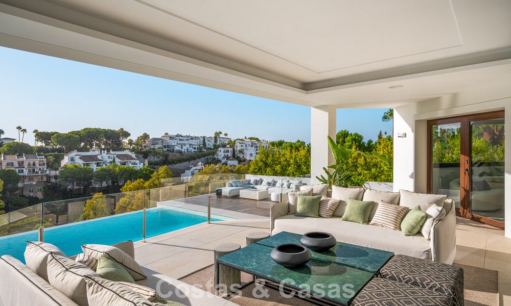 Modern mediterranean, new luxury villa for sale in an exclusive gated community in Marbella - Benahavís 805176