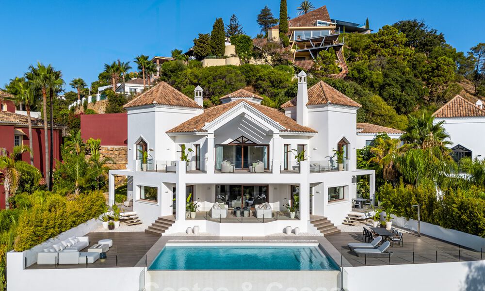 Modern mediterranean, new luxury villa for sale in an exclusive gated community in Marbella - Benahavís 805190