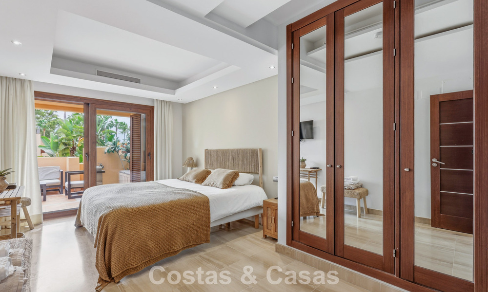 Modern penthouse for sale in a frontline beach complex on the New Golden Mile between Marbella and Estepona 805413