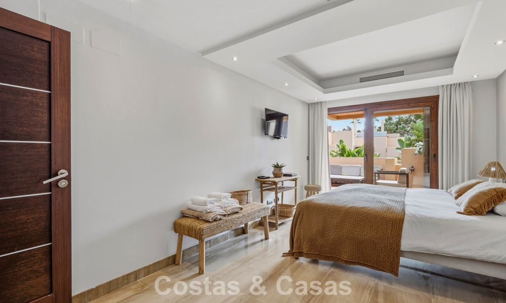 Modern penthouse for sale in a frontline beach complex on the New Golden Mile between Marbella and Estepona 805415