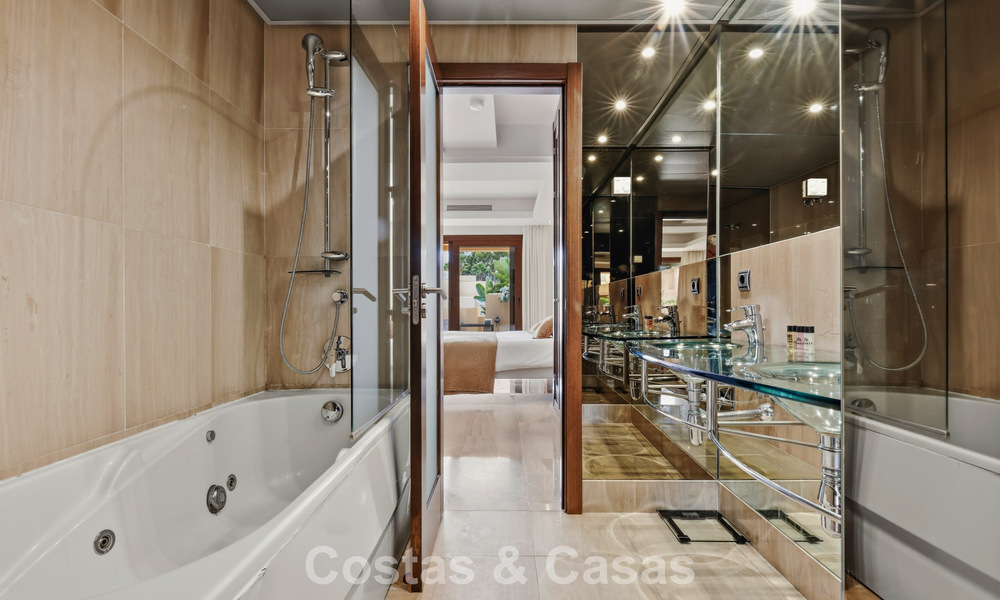Modern penthouse for sale in a frontline beach complex on the New Golden Mile between Marbella and Estepona 805418