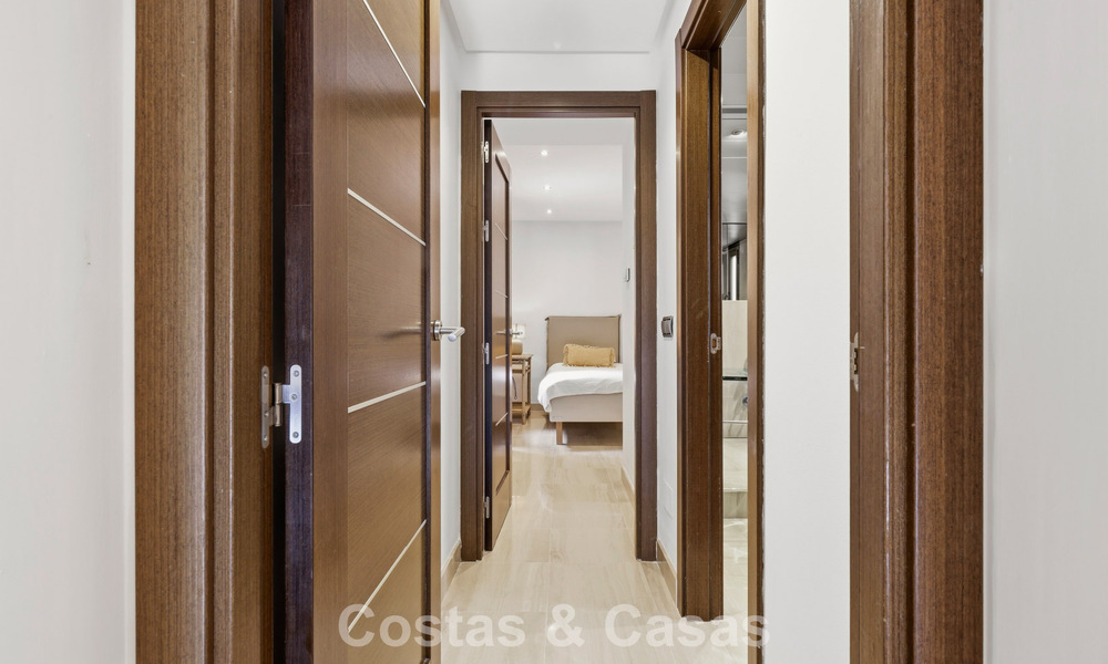 Modern penthouse for sale in a frontline beach complex on the New Golden Mile between Marbella and Estepona 805422