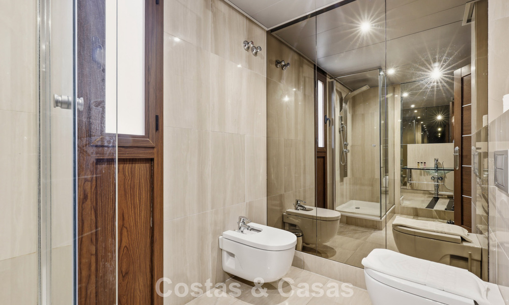 Modern penthouse for sale in a frontline beach complex on the New Golden Mile between Marbella and Estepona 805427