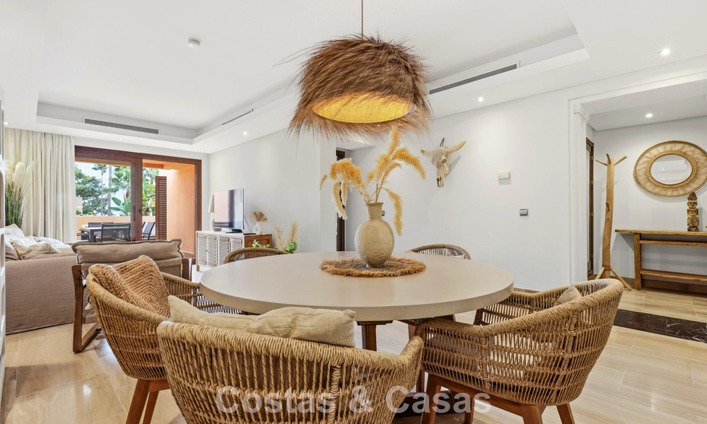 Modern penthouse for sale in a frontline beach complex on the New Golden Mile between Marbella and Estepona 805435