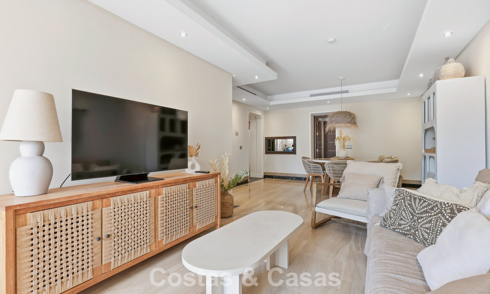 Modern penthouse for sale in a frontline beach complex on the New Golden Mile between Marbella and Estepona 805440