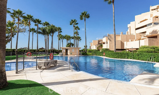 Modern penthouse for sale in a frontline beach complex on the New Golden Mile between Marbella and Estepona 805445 