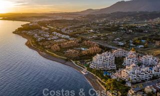 Modern penthouse for sale in a frontline beach complex on the New Golden Mile between Marbella and Estepona 805466 