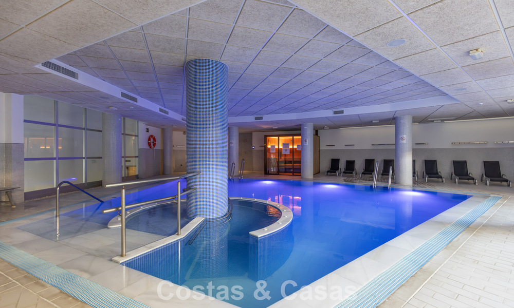 Modern penthouse for sale in a frontline beach complex on the New Golden Mile between Marbella and Estepona 805475