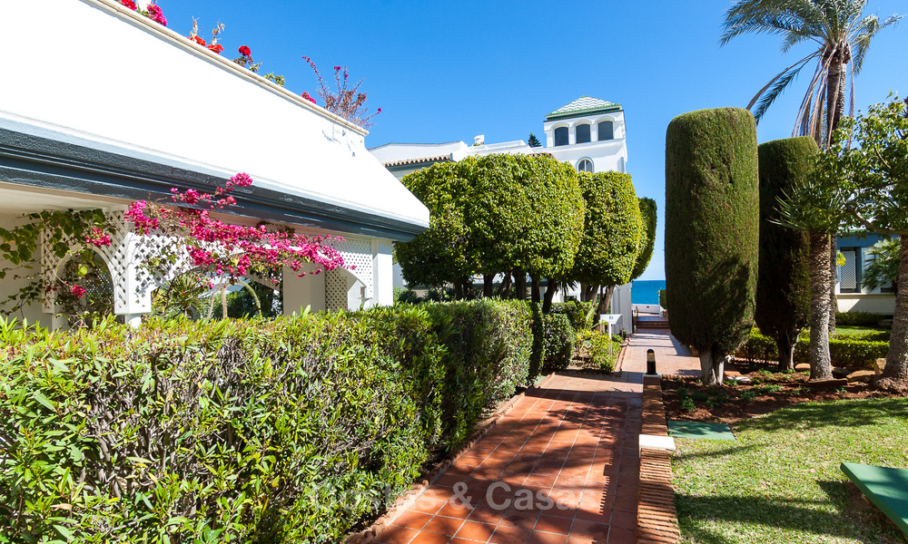 Apartments for sale in Dominion Beach, an exclusive beachfront complex, New Golden Mile, Marbella - Estepona 805367