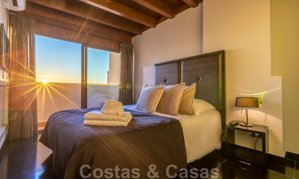 Bahia de la Plata: Modern Apartments for sale in a beachfront complex on the New Golden Mile between Marbella - Estepona 805011