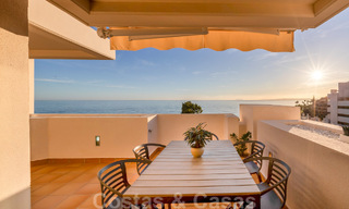 Bahia de la Plata: Modern Apartments for sale in a beachfront complex on the New Golden Mile between Marbella - Estepona 805027 