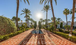 Prestigious penthouse with exceptional terrace for sale in a beachfront complex on the New Golden Mile, Marbella - Estepona 805103 