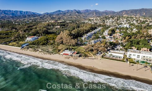 Apartments for sale in a frontline beach complex in Elviria, East Marbella 805127