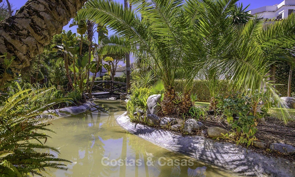 Apartments for sale in a frontline beach complex in Elviria, East Marbella 805154