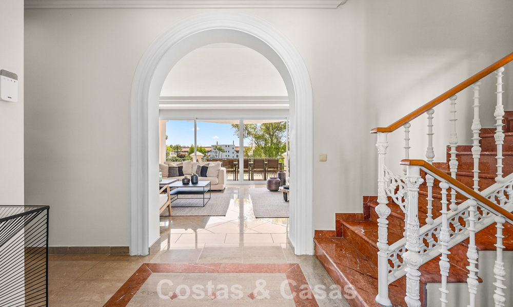 Grand Mediterranean luxury villa for sale on the golf course in La Quinta, Marbella - Benahavís 805549