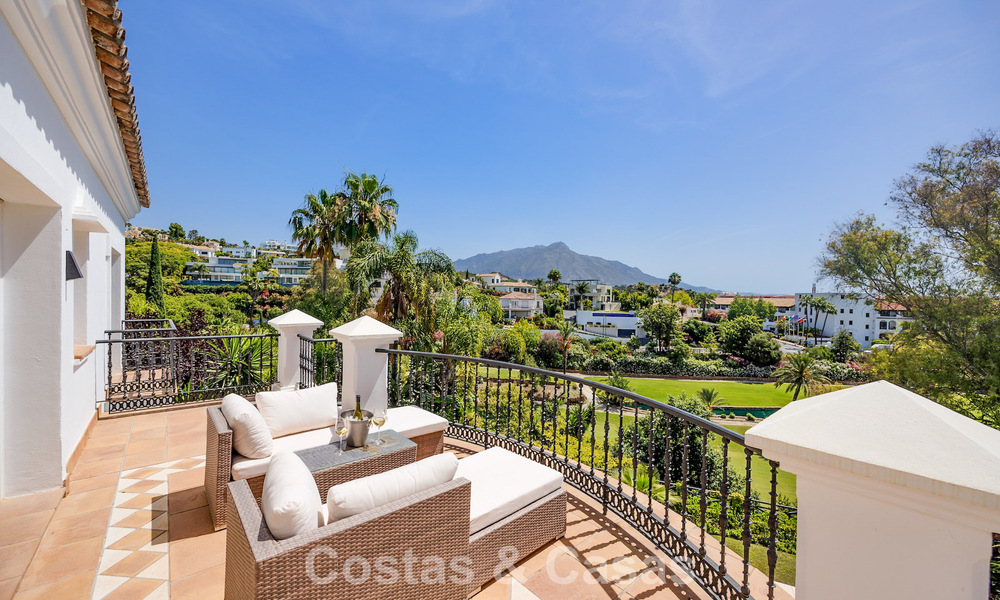 Grand Mediterranean luxury villa for sale on the golf course in La Quinta, Marbella - Benahavís 805558