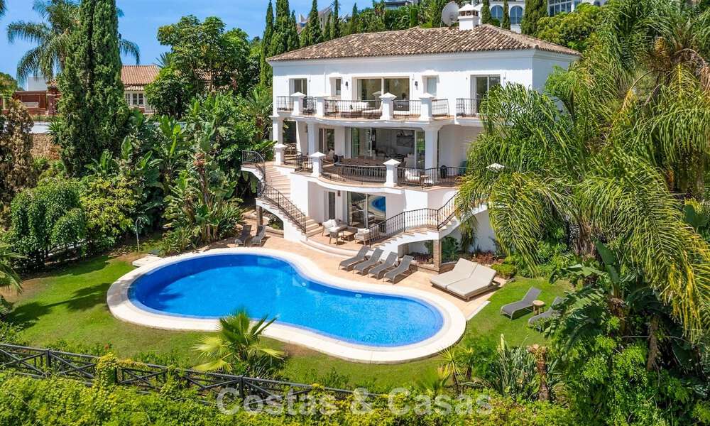 Grand Mediterranean luxury villa for sale on the golf course in La Quinta, Marbella - Benahavís 805564