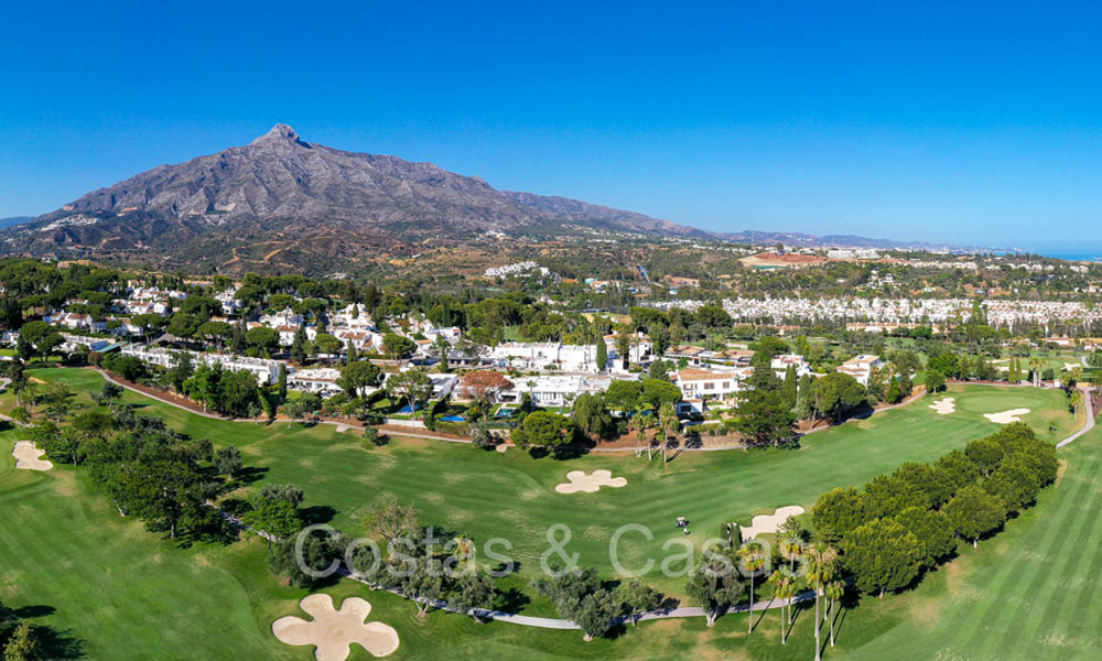 Houses for sale in “Peña Blanca” a 24h secure community, surrounded by the Aloha Golf course in Nueva Andalucia, Marbella 805203