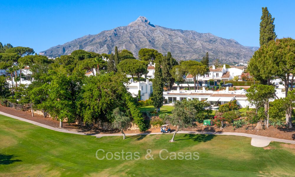 Houses for sale in “Peña Blanca” a 24h secure community, surrounded by the Aloha Golf course in Nueva Andalucia, Marbella 805204