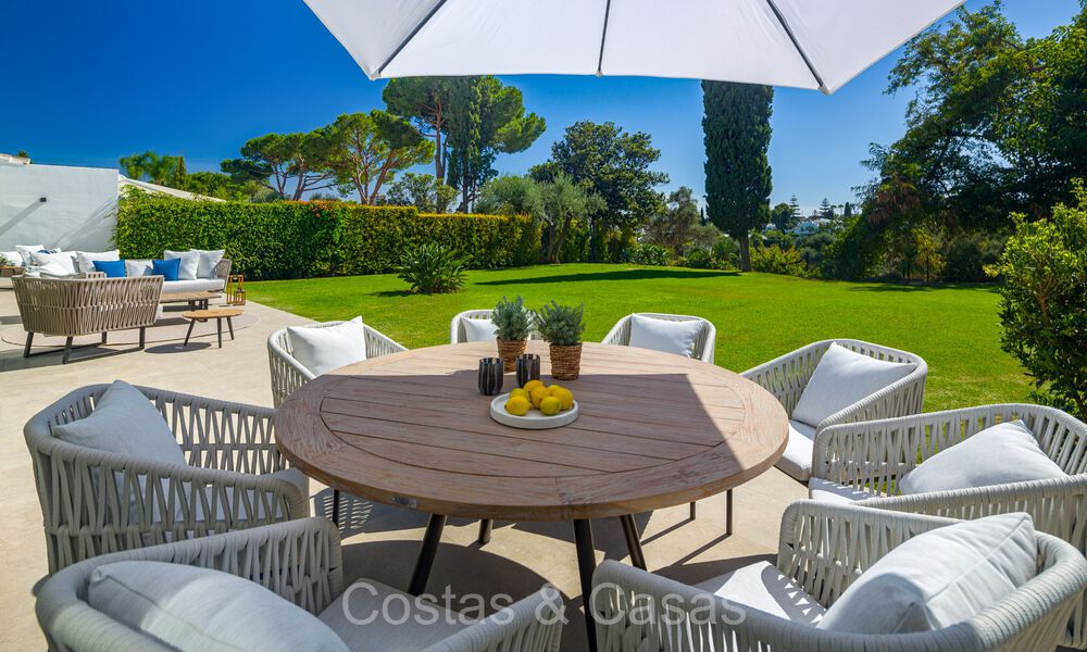 Houses for sale in “Peña Blanca” a 24h secure community, surrounded by the Aloha Golf course in Nueva Andalucia, Marbella 805206