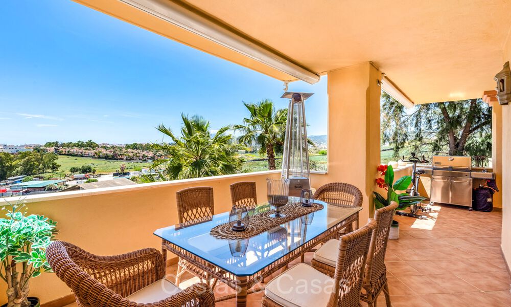 Luxury apartments for sale in Cumbres del Rodeo, with sea view, within walking distance of Puerto Banús in Nueva Andalucía, Marbella 805316