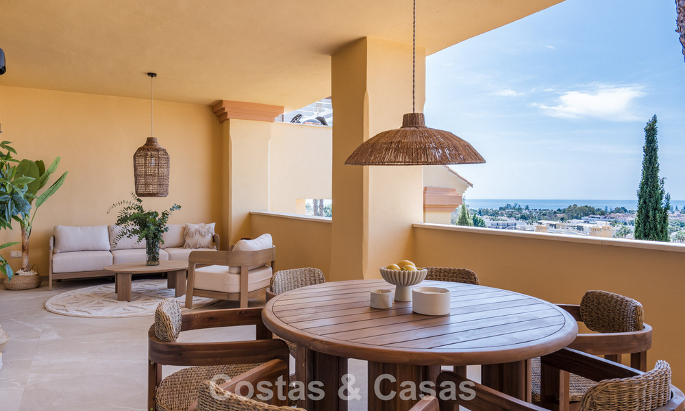 Luxury apartments for sale in Cumbres del Rodeo, with sea view, within walking distance of Puerto Banús in Nueva Andalucía, Marbella 805330