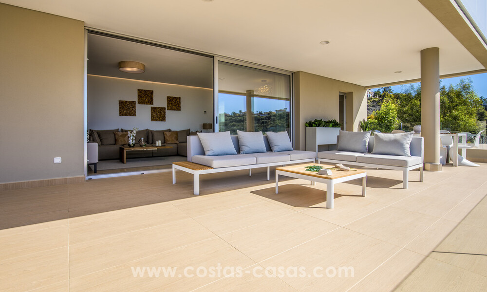Modern luxury apartments for sale with sea views in Botanic, a secure gated complex in prestigious Benahavís - Marbella 805482