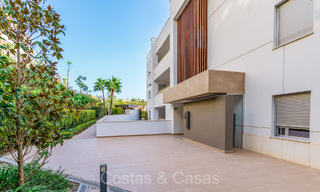Modern luxury apartments for sale with sea views in Botanic, a secure gated complex in prestigious Benahavís - Marbella 805493 