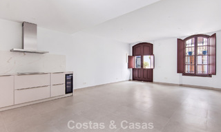 5 exclusive townhouses for sale in the charming old town of Estepona 805620 