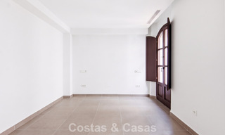 5 exclusive townhouses for sale in the charming old town of Estepona 805636 