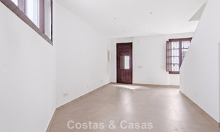 5 exclusive townhouses for sale in the charming old town of Estepona 805643 