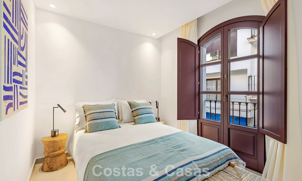 5 exclusive townhouses for sale in the charming old town of Estepona 805648