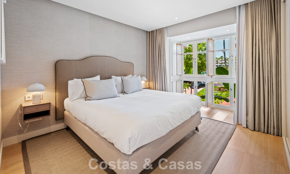 Luxury renovated 3-bedroom apartment for sale in Puente Romano, Marbella’s Golden Mile 805750
